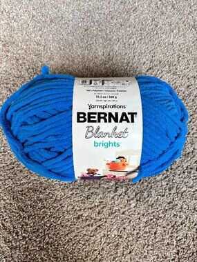 New Bernat Blanket Bright Yarn Royal Blue 220 yards 12006